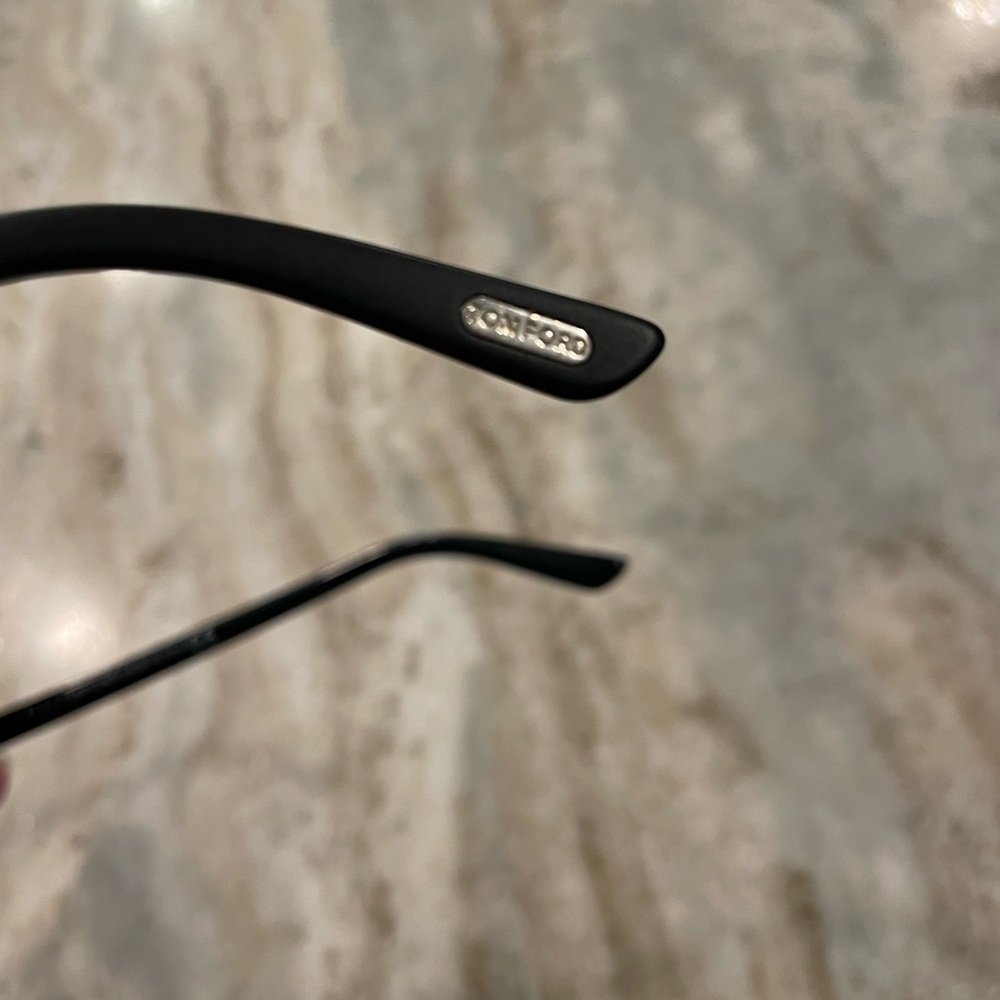 Tom Ford Black Frame “Sergio” Polarized Sunglasses with branded case - Picture 3 of 10